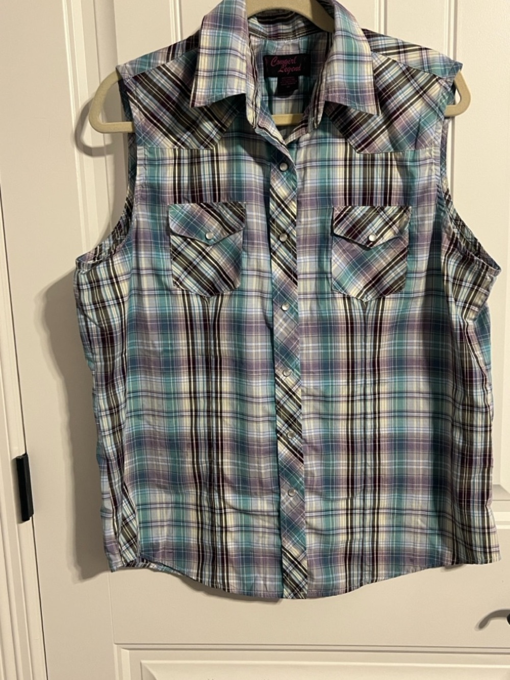 Cowgirl Legend Sleeveless Pearl Snap Blue Plaid Blouse. Women's Size 1X. #9228